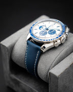 Omega Speedmaster Professional Silver Snoopy Award 310.32.42.50.02.001