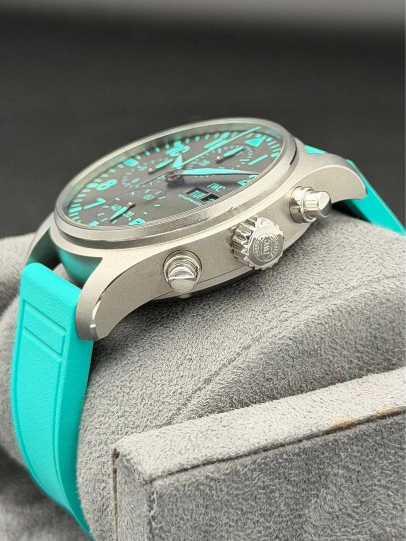 2025 IWC Pilot Chronograph 41mm Edition “Mercedes-AMG PETRONAS Formula One Team” IW388108 FULL SET Like New