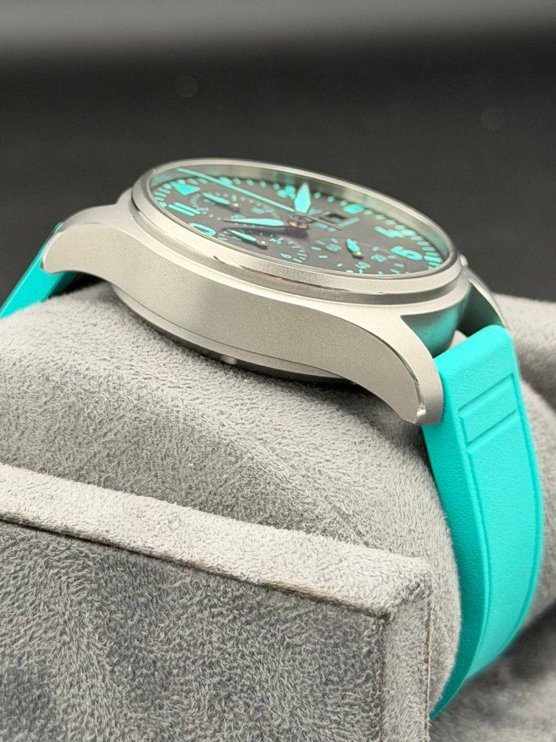 2025 IWC Pilot Chronograph 41mm Edition “Mercedes-AMG PETRONAS Formula One Team” IW388108 FULL SET Like New