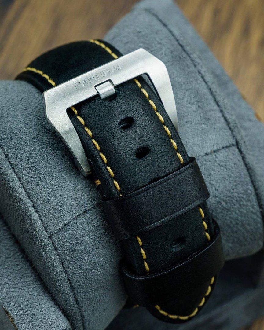 Panerai Luminor Logo PAM01084 (2023)