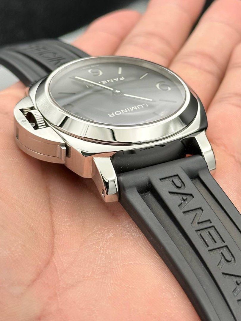 PAM00112 44mm Panerai Luminor Base Sapphire Caseback Sandwich dial