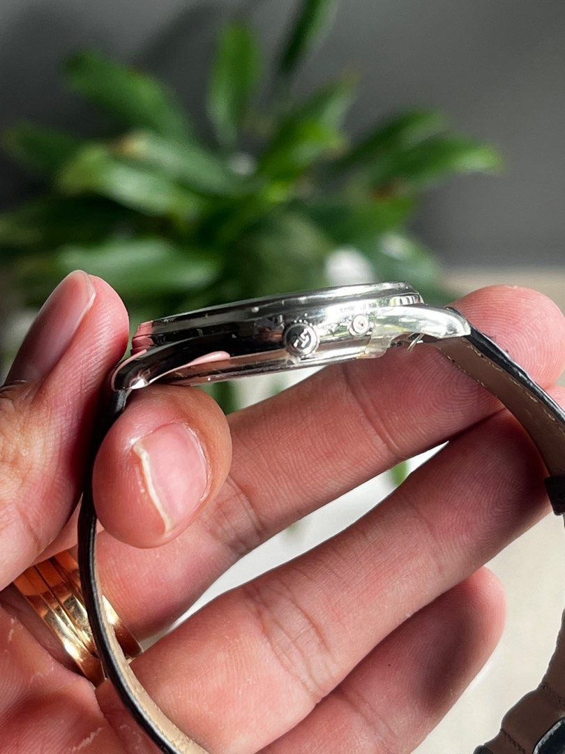 NOS Q1378420 JLC Master Control Ultra Thin Reserve De Marche 176.8.38.S