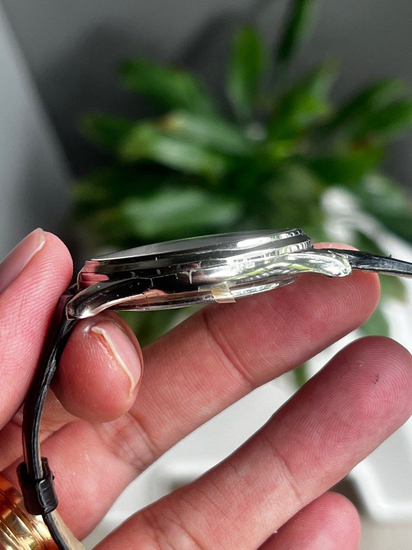 NOS Q1378420 JLC Master Control Ultra Thin Reserve De Marche 176.8.38.S