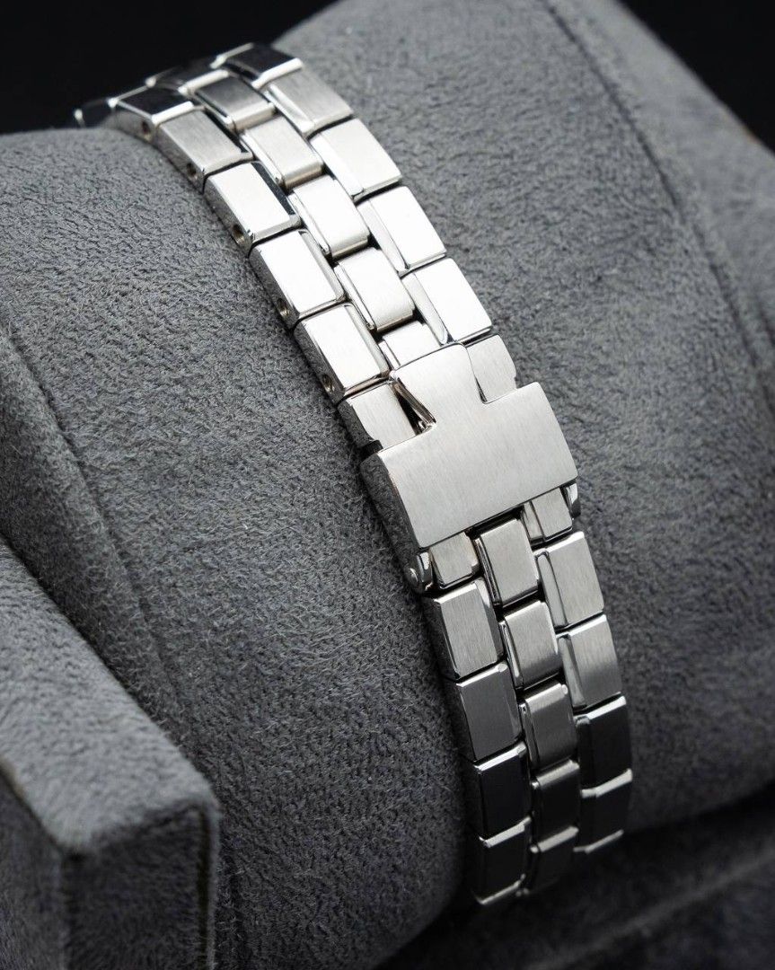 Vacheron Constantin Overseas 16050 (2000)