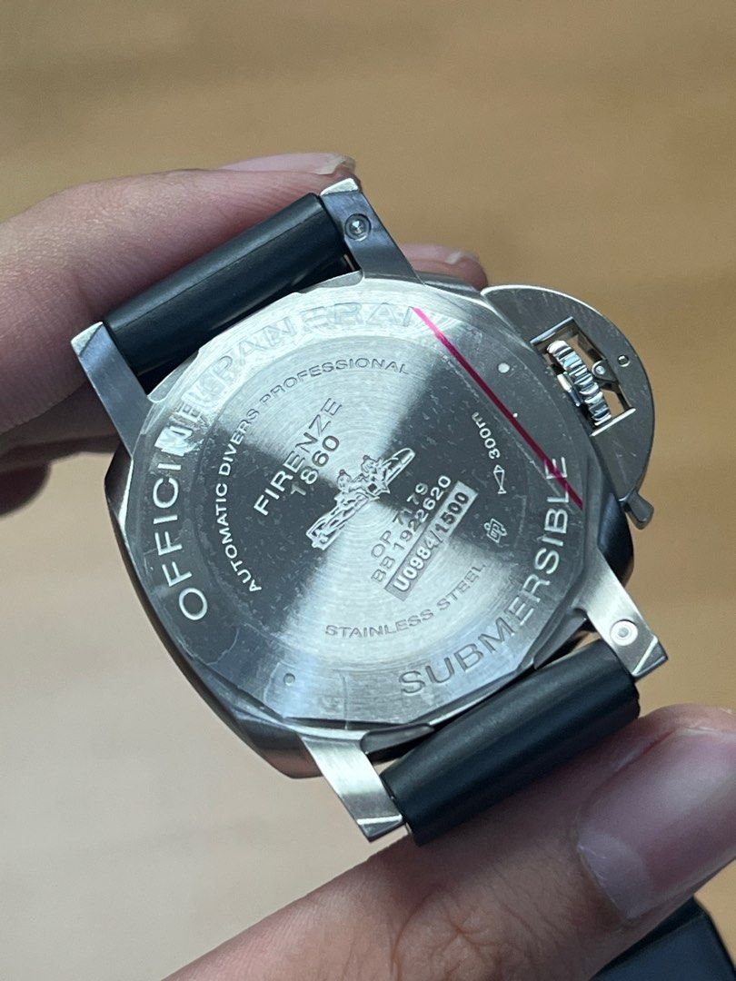 42mm PAM00682 Stainless Steel submersible