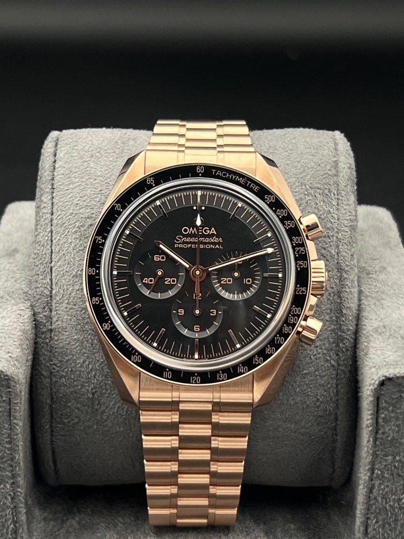 Omega Speedmaster Professional 42mm Sedna Rose Gold Black Dial on Bracelet