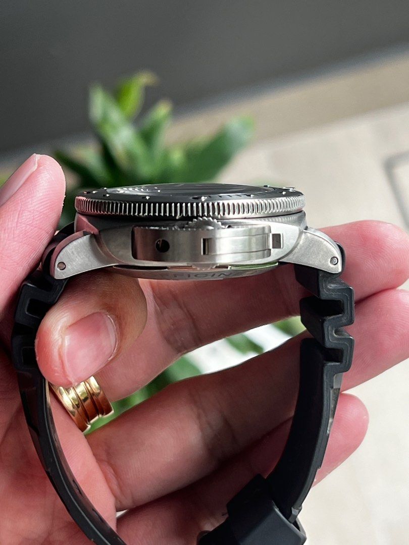 PAM00305 Titanium Panerai Luminor Submersible