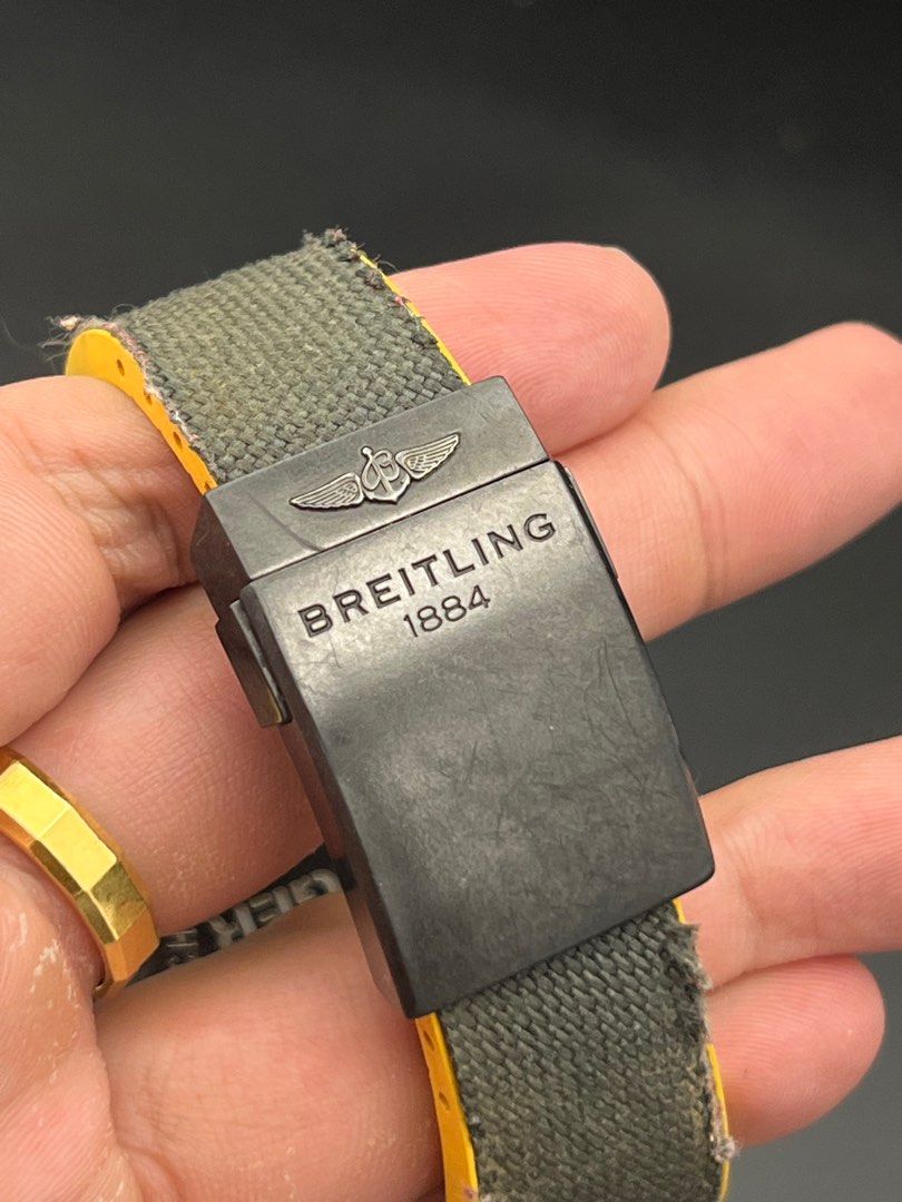 Breitling Avenger Hurricane 24h Breitlight Carbon XB1210E41B1W1 Automatic Full Set