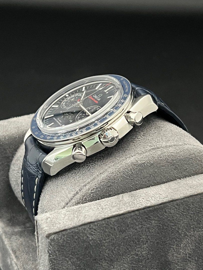 Omega Speedmaster Moonphase Blue 304.33.52.03.001 2017